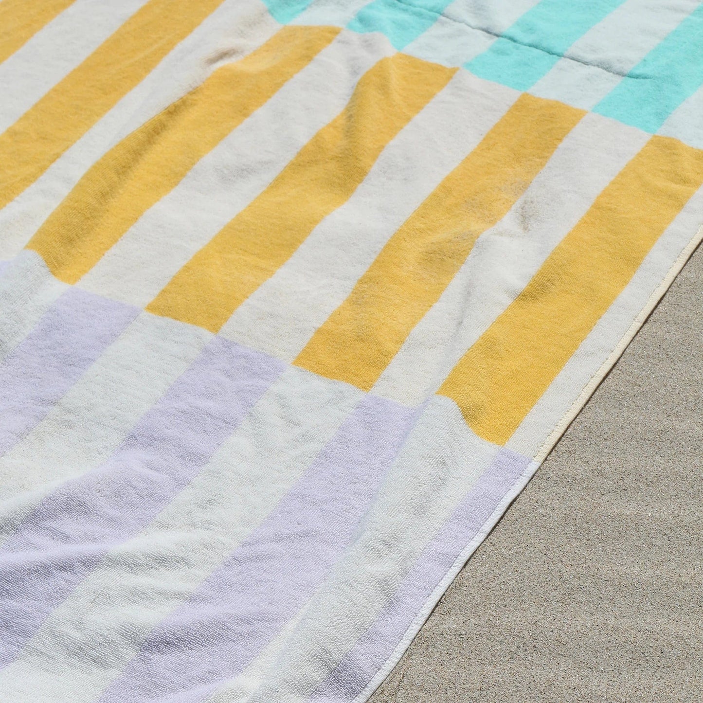SUNNYLiFE Beach Towel 2-in-1 Tote Bag - Rio Sun Multi Beach Towel